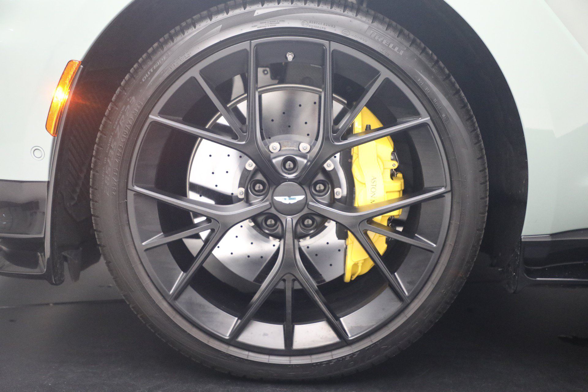 Used 2025 Aston Martin DBX 707 AWD/4WD image 13