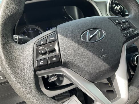 Used 2019 Hyundai Tucson SE AWD/4WD image 24