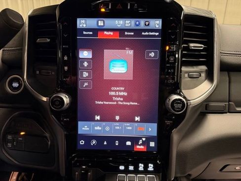 Used 2024 RAM 2500 Laramie w/ Night Edition image 40