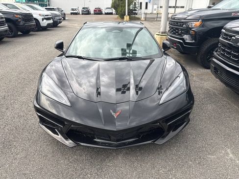 Used 2025 Chevrolet Corvette Stingray Preferred Cpe w/ Battery Protection Package RWD image 8