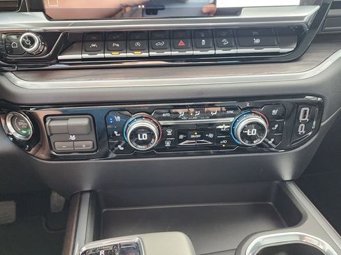 New 2026 GMC Sierra 1500 SLT w/ SLT Premium Plus Package image 28