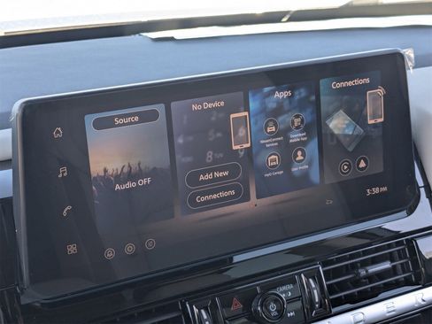 New 2026 Nissan Pathfinder SL image 16