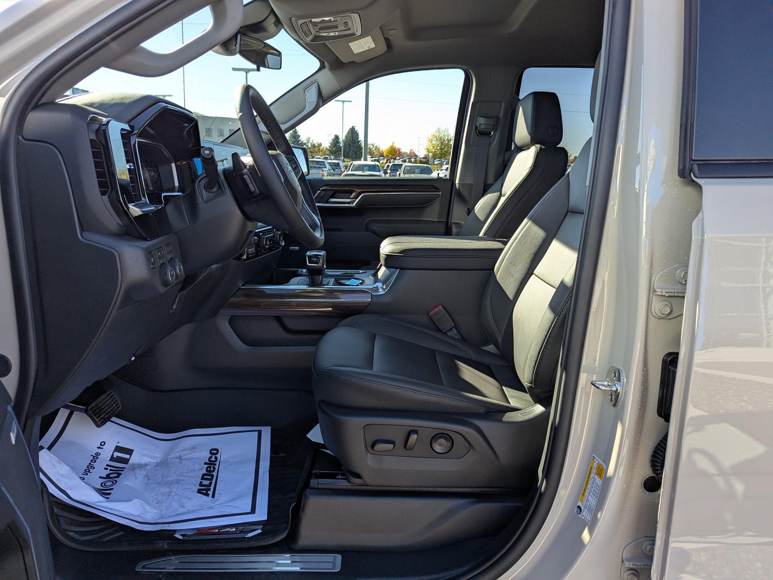 New 2026 Chevrolet Silverado 1500 RST w/ Safety Package AWD/4WD image 10