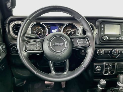 Used 2020 Jeep Wrangler Unlimited Sport AWD/4WD image 18