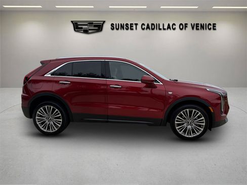 Certified 2024 Cadillac XT4 Premium Luxury AWD/4WD image 2
