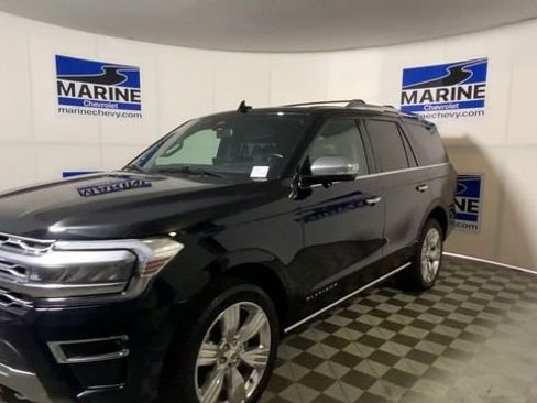 Used 2023 Ford Expedition Platinum image 6