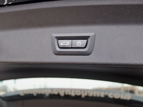 Used 2020 BMW X3 xDrive30i w/ Premium Package image 39