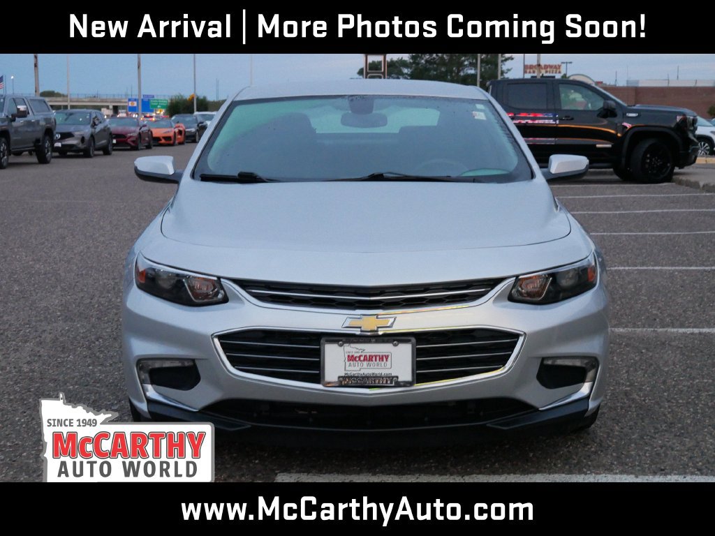 Used 2016 Chevrolet Malibu LT FWD image 4