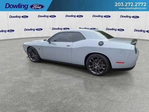 Used 2022 Dodge Challenger R/T Scat Pack RWD image 7