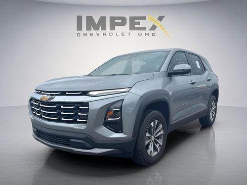 Used 2026 Chevrolet Equinox LT FWD image 1