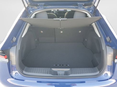 Used 2025 Toyota Prius LE image 12