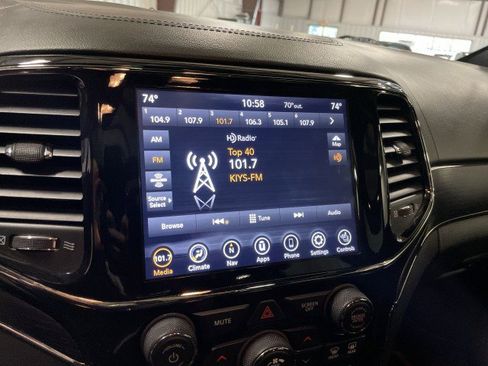 Used 2021 Jeep Grand Cherokee High Altitude image 19