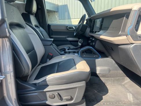 Used 2023 Ford Bronco Wildtrak AWD/4WD image 10