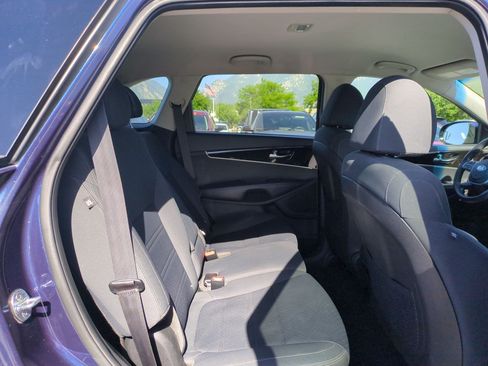 Used 2020 Kia Sorento AWD V6 image 30