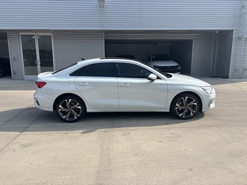 Used 2022 Audi A3 2.0T Premium Plus w/ Premium Plus Package image 4