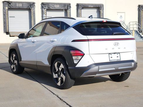 New 2026 Hyundai Kona Limited FWD image 3