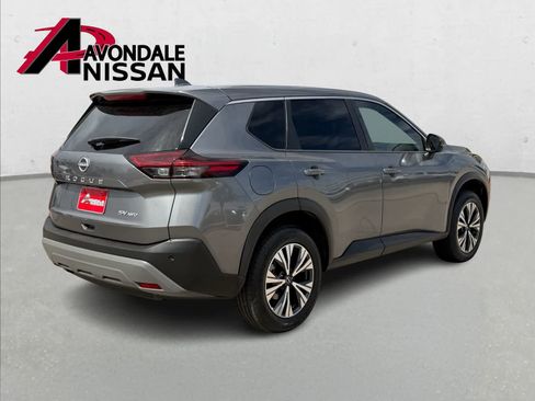 Certified 2022 Nissan Rogue SV AWD/4WD image 6