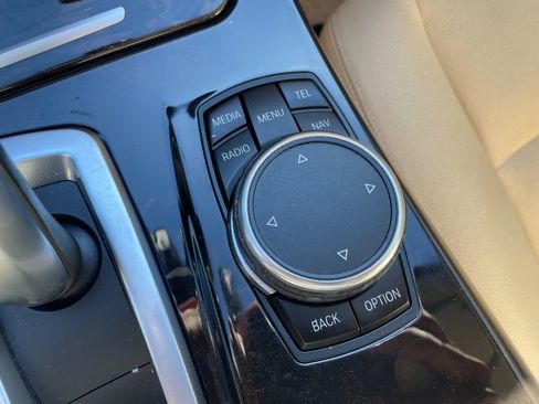 Used 2015 BMW 528i Sedan image 42