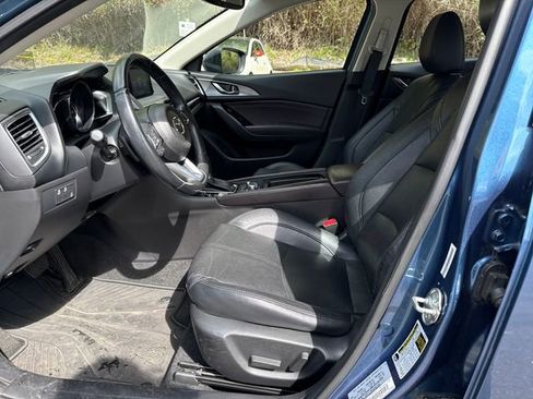 Used 2017 MAZDA MAZDA3 Grand Touring w/ Premium Equipment Package image 16