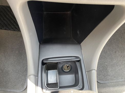 Used 2004 Chevrolet Impala SS w/ Preferred Equipment Group image 15