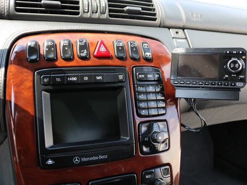 Used 2002 Mercedes-Benz CL 500 w/ CL2 Sport Pkg image 76