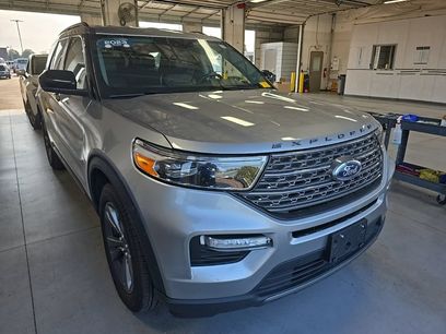 Certified 2023 Ford Explorer XLT w/ Equipment Group 202A