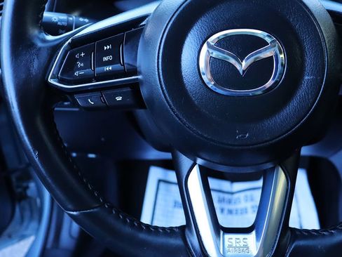 Used 2018 MAZDA MAZDA3 Touring image 54