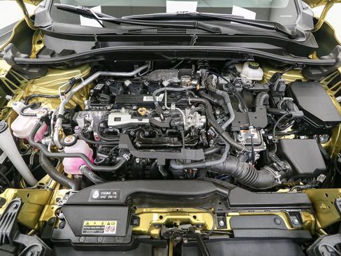 Used 2023 Toyota Corolla Cross AWD Hybrid image 13