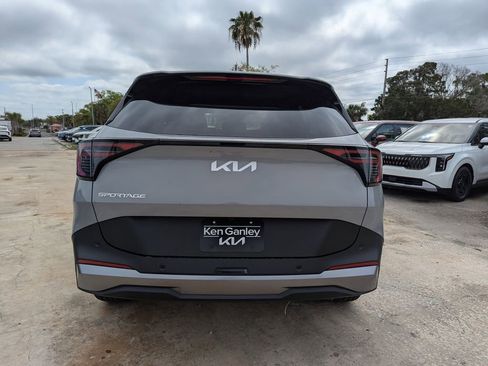 New 2026 Kia Sportage EX image 7