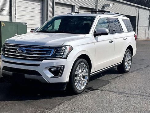 Used 2019 Ford Expedition Limited w/ Equipment Group 302A image 2