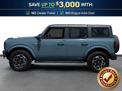 Used 2023 Ford Bronco Outer Banks image 2