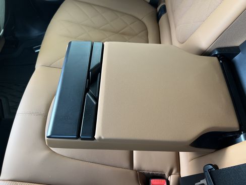 Used 2025 BMW X5 M60i AWD/4WD image 43