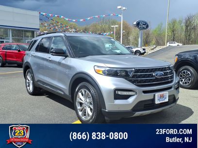 Certified 2023 Ford Explorer XLT w/ Equipment Group 202A