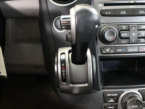 Used 2015 Honda Pilot Touring image 44