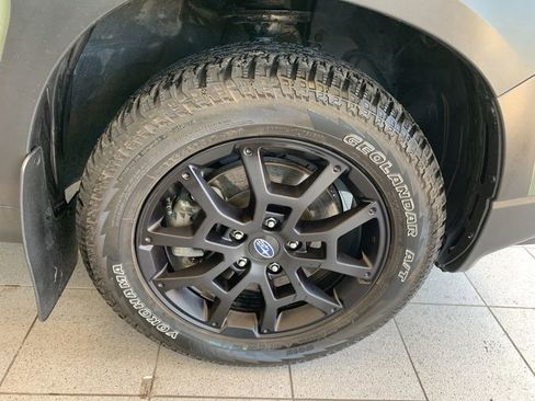 Certified 2025 Subaru Crosstrek 2.5i Wilderness w/ Crosstrek Mirror Package AWD/4WD image 19