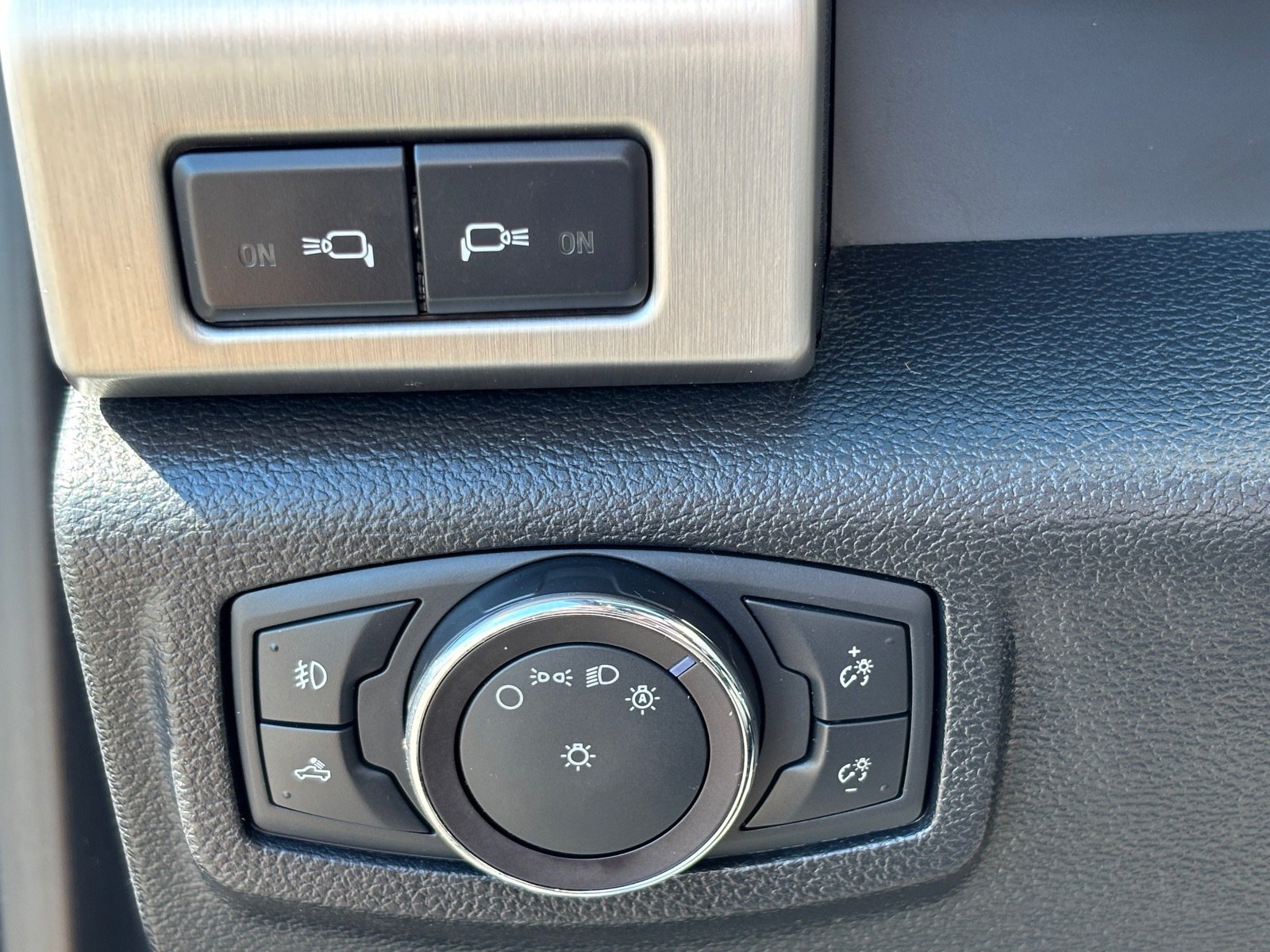 Used 2019 Ford F150 Platinum AWD/4WD image 25