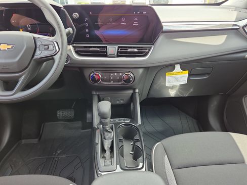 New 2026 Chevrolet TrailBlazer LS w/ LS Convenience Package FWD image 22