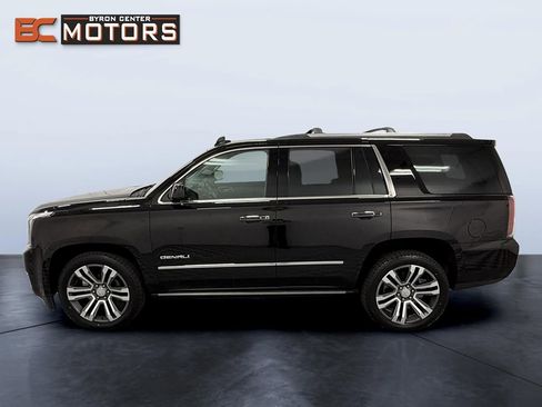 Used 2018 GMC Yukon Denali w/ Denali Ultimate Package AWD/4WD image 3