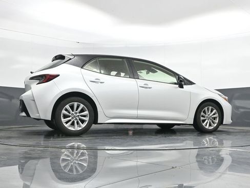 Used 2023 Toyota Corolla SE w/ SE Premium Package image 45