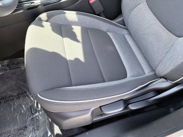 Used 2026 Chevrolet TrailBlazer LS w/ LS Convenience Package FWD image 9