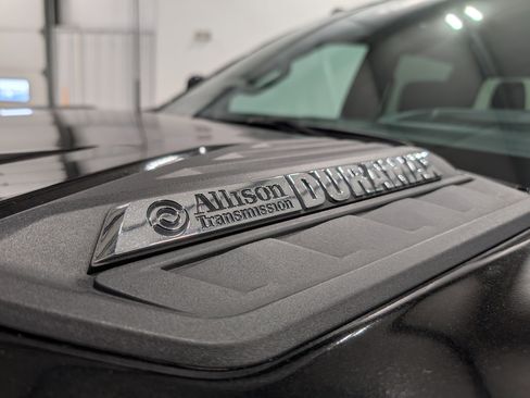 Used 2024 Chevrolet Silverado 2500 High Country w/ High Country Premium Package image 10