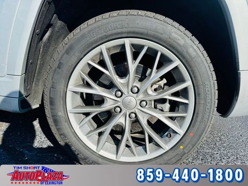 Used 2022 Jeep Grand Cherokee L Summit w/ Advanced Protech Group IV image 20