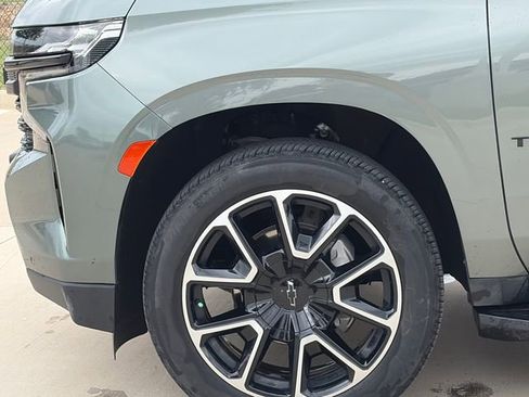 Used 2023 Chevrolet Tahoe RST w/ Luxury Package image 5