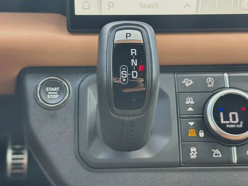 Used 2024 Land Rover Defender 130 X AWD/4WD image 30