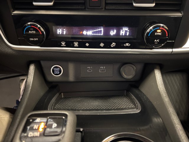 Certified 2023 Nissan Rogue SV AWD/4WD image 20
