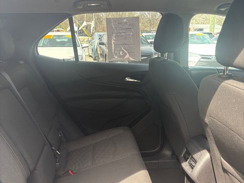 Used 2018 Chevrolet Equinox LT image 12