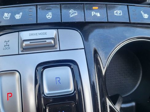 Used 2024 Hyundai Tucson Limited image 36