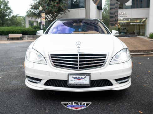 Used 2012 Mercedes-Benz S 550 4MATIC w/ Sport Pkg image 2