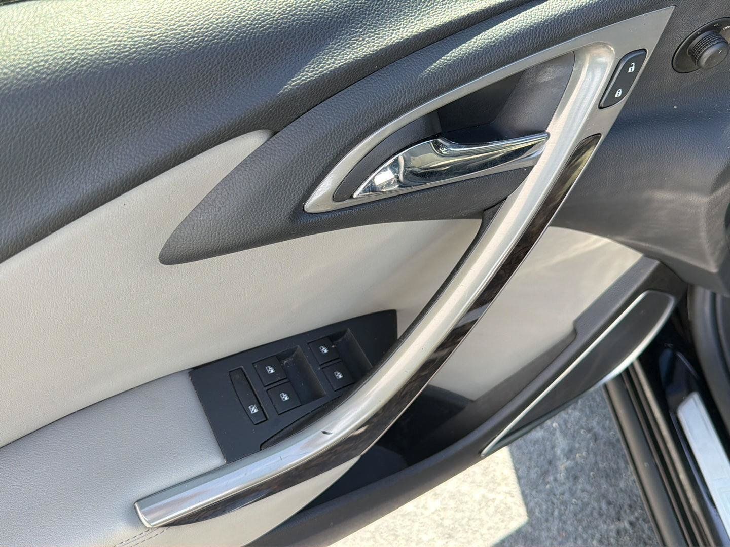 Used 2016 Buick Verano FWD image 30