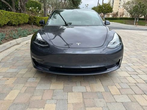 Used 2021 Tesla Model 3 Long Range AWD/4WD image 3